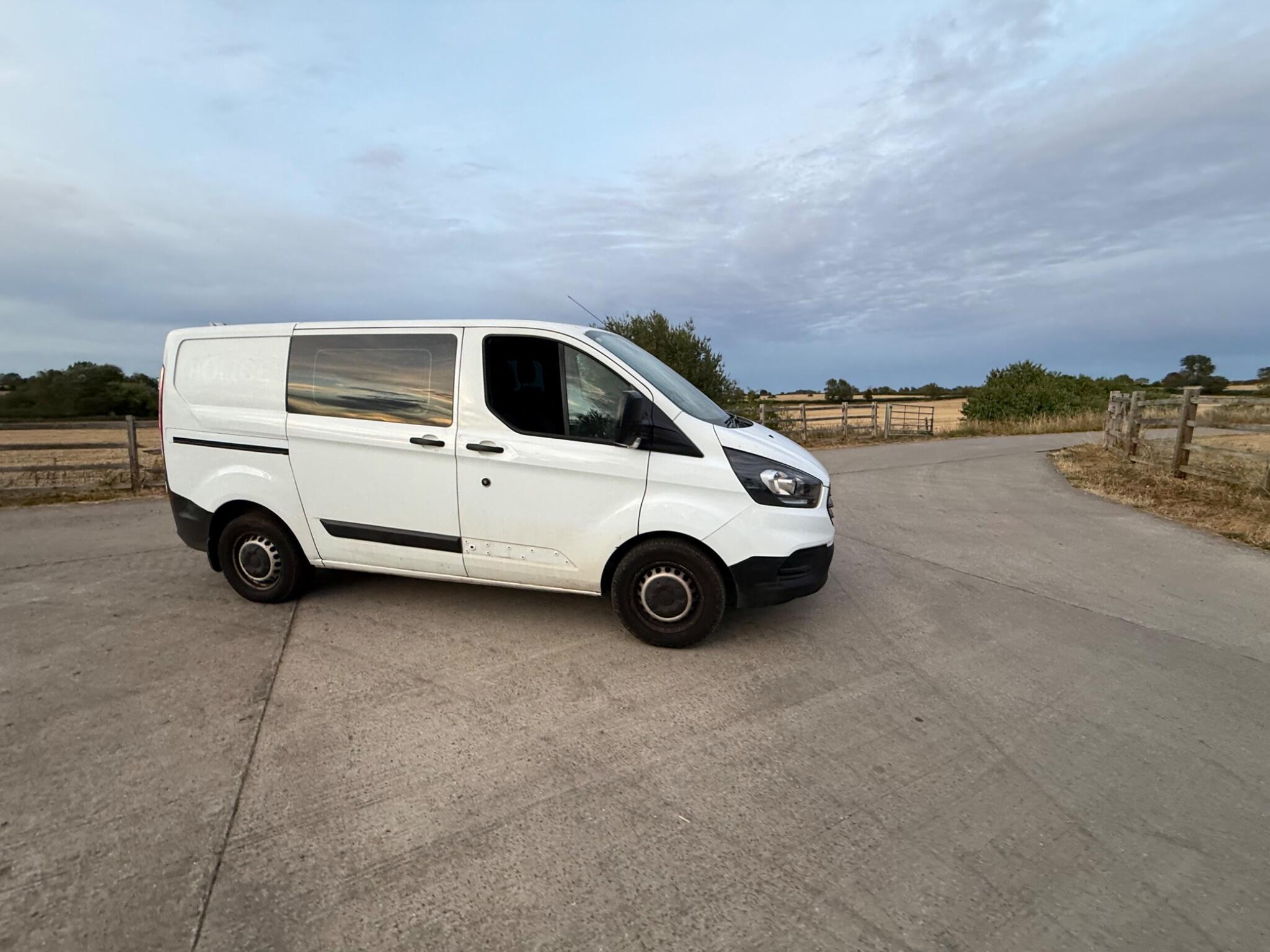 Ford Transit Custom 2.0 320 EcoBlue L1 H1 Euro 6 5dr — photo 59 of 82